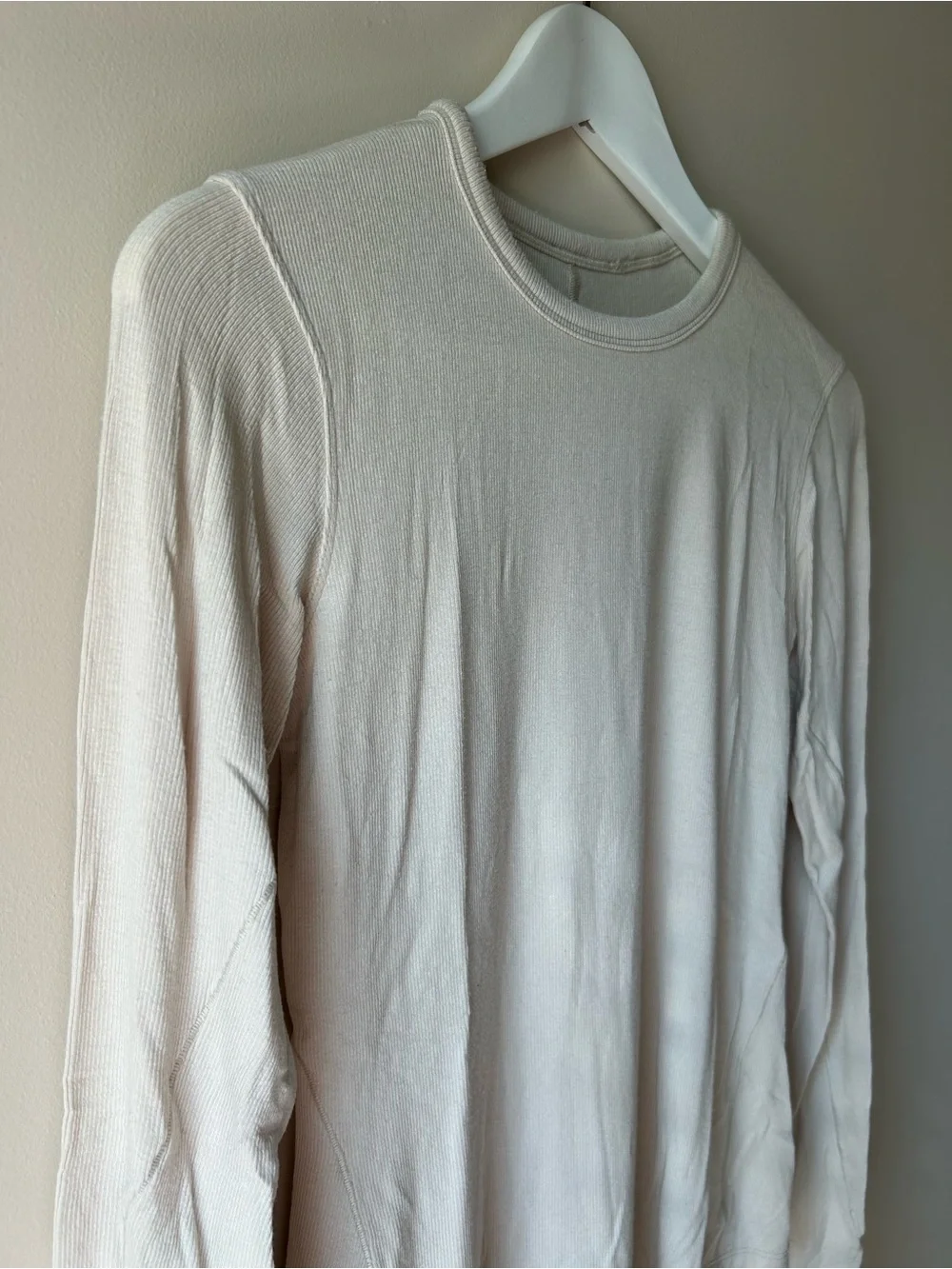 Lululemon Women's Long Sleeve Soft Oatmeal Cream Casual Longsleeve